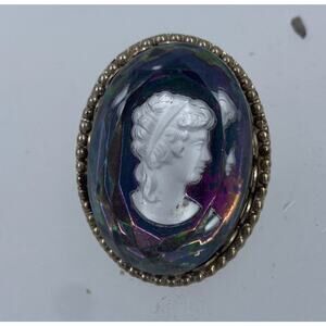 Vintage Gold Tone Iridescent Cameo Pendant